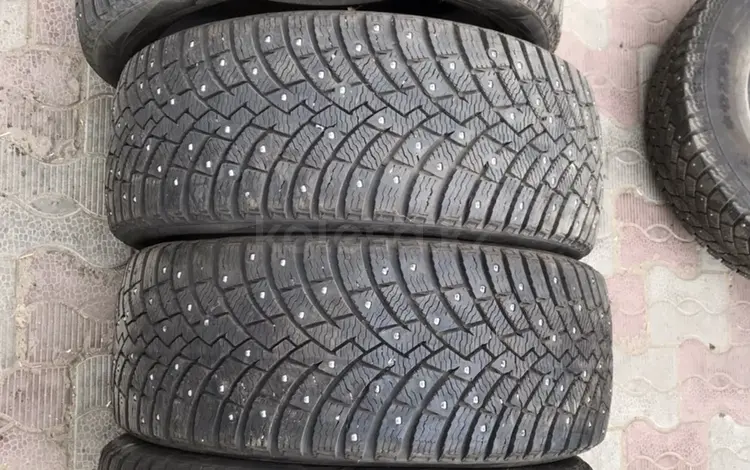 Pirelli 235 45 R18 комплект зимние шиныүшін230 000 тг. в Алматы