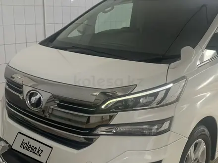 Toyota Alphard 2017 года за 11 000 000 тг. в Актау – фото 5