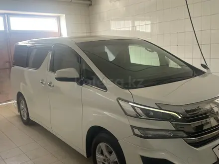 Toyota Alphard 2017 года за 11 000 000 тг. в Актау – фото 9