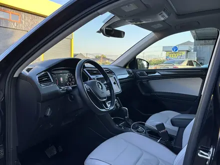 Volkswagen Tiguan 2018 года за 14 500 000 тг. в Шымкент – фото 9