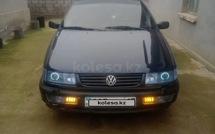 Volkswagen Passat 1994 годаүшін2 000 000 тг. в Шымкент
