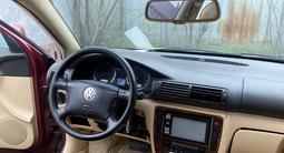 Volkswagen Passat 2002 года за 1 900 000 тг. в Алматы – фото 5