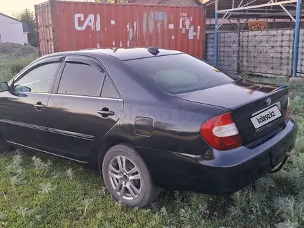 Toyota Camry 2002 года за 3 500 000 тг. в Астана – фото 2