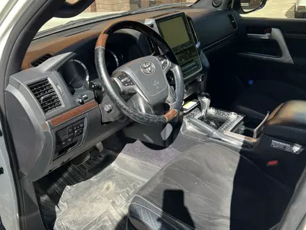 Toyota Land Cruiser 2016 года за 31 000 000 тг. в Астана – фото 6