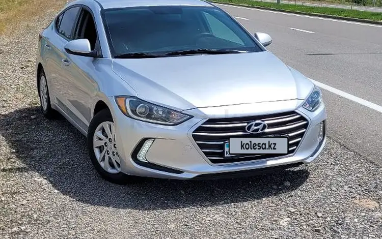 Hyundai Elantra 2016 годаfor7 300 000 тг. в Шымкент