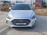 Hyundai Elantra 2016 годаfor7 300 000 тг. в Шымкент – фото 2