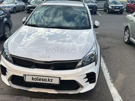 Kia Rio X-Line 2021 года за 8 900 000 тг. в Астана – фото 2