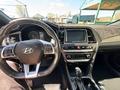 Hyundai Sonata 2018 года за 8 800 000 тг. в Актобе – фото 4