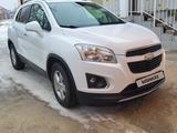 Chevrolet Tracker 2015 года за 6 000 000 тг. в Атырау – фото 3