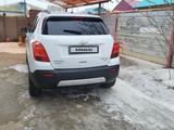 Chevrolet Tracker 2015 года за 6 000 000 тг. в Атырау – фото 4