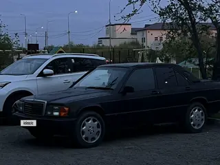 Mercedes-Benz 190