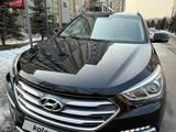 Hyundai Santa Fe 2016 года за 10 555 555 тг. в Алматы