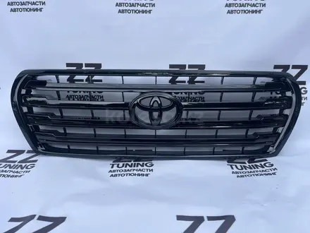 Решетка радиатора Land Cruiser 200 за 45 000 тг. в Актау