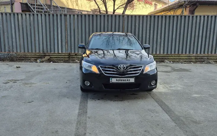 Toyota Camry 2011 года за 6 700 000 тг. в Атырау
