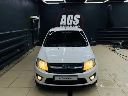 ВАЗ (Lada) Granta 2190 2016 года за 3 200 000 тг. в Усть-Каменогорск