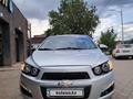 Chevrolet Aveo 2014 года за 3 800 000 тг. в Уральск – фото 2