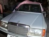 Mercedes-Benz E 260 1992 годаүшін1 350 000 тг. в Петропавловск
