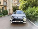 Mitsubishi Outlander 2022 года за 12 500 000 тг. в Караганда – фото 2