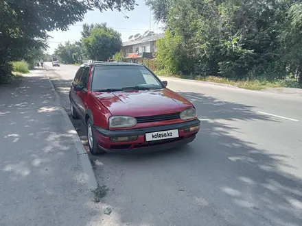 Volkswagen Golf 1992 года за 950 000 тг. в Алматы – фото 2
