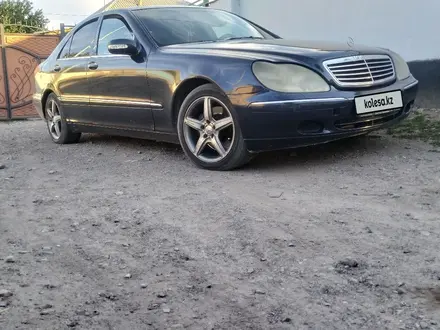 Mercedes-Benz S 320 2000 года за 2 000 000 тг. в Кентау – фото 9