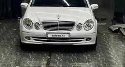 Mercedes-Benz E 320 2003 годаүшін7 000 000 тг. в Жанаозен – фото 3