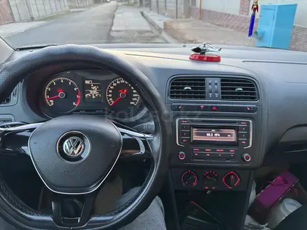 Volkswagen Polo 2015 года за 4 500 000 тг. в Шымкент – фото 4
