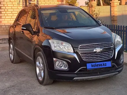 Chevrolet Tracker 2015 года за 6 500 000 тг. в Кульсары – фото 2