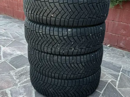 Зимние шины PIRELLI 235.60.18 за 230 000 тг. в Алматы – фото 6