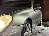 Mercedes-Benz CLK 200 2003 годаfor4 200 000 тг. в Астана – фото 5