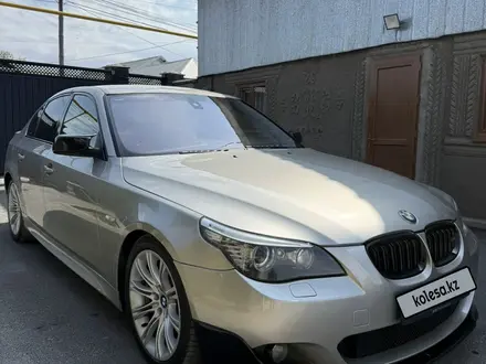 BMW 528 2009 года за 9 000 000 тг. в Алматы – фото 12