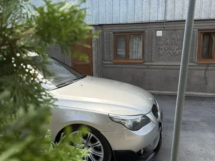 BMW 528 2009 года за 9 000 000 тг. в Алматы – фото 2