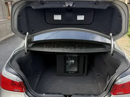 BMW 528 2009 года за 9 000 000 тг. в Алматы – фото 36