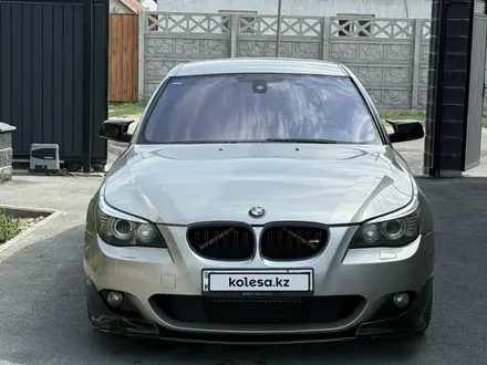BMW 528 2009 года за 9 000 000 тг. в Алматы