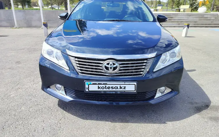 Toyota Camry 2014 года за 10 500 000 тг. в Усть-Каменогорск