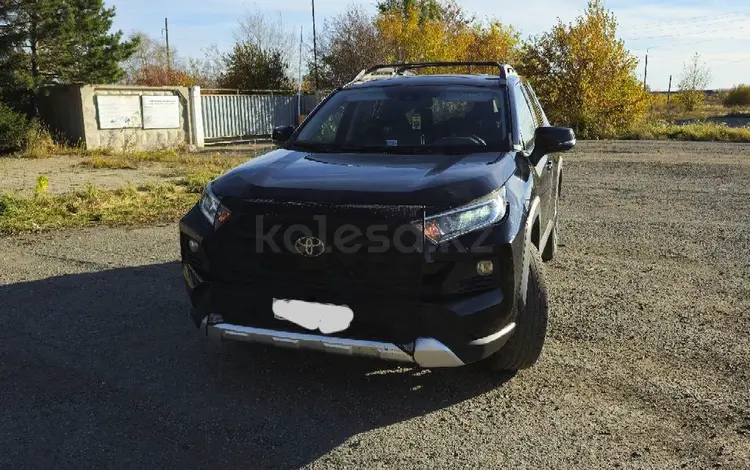 Toyota RAV4 2019 годаfor9 500 000 тг. в Щучинск