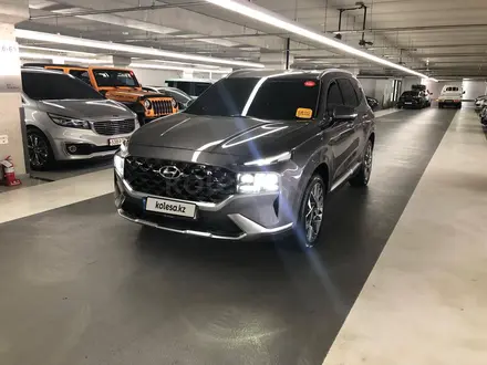 Hyundai Santa Fe 2021 года за 17 000 000 тг. в Караганда – фото 12
