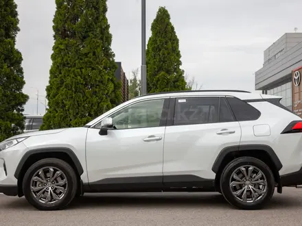 Toyota RAV4 2023 года за 17 200 000 тг. в Алматы – фото 4
