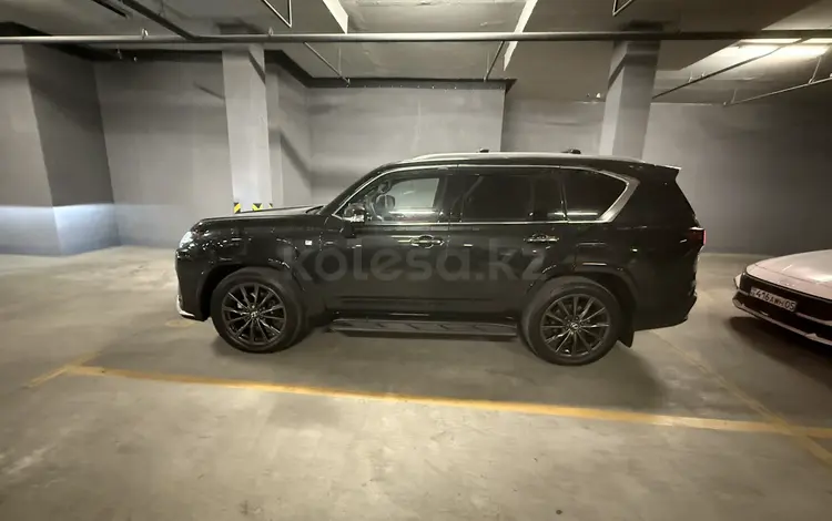 Lexus LX 600 2025 годаүшін75 300 000 тг. в Алматы
