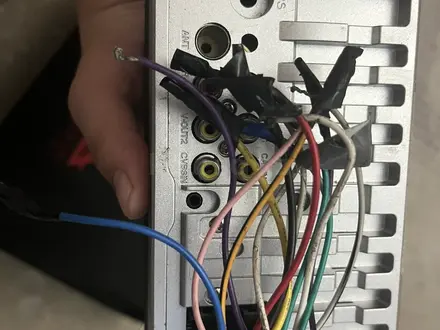 Самбуфер с магнитолой за 40 000 тг. в Усть-Каменогорск