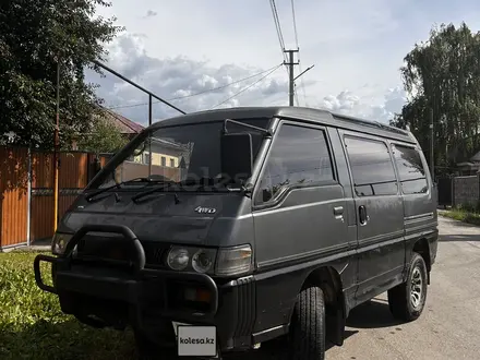 Mitsubishi Delica 1997 года за 2 000 000 тг. в Алматы