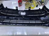 Решетка радиатора на Toyota Hilux 2021-25 оригинал с новой машины Хайлюкс за 120 000 тг. в Астана – фото 3