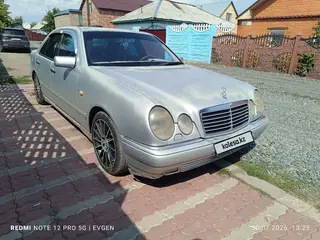 Mercedes-Benz E 240