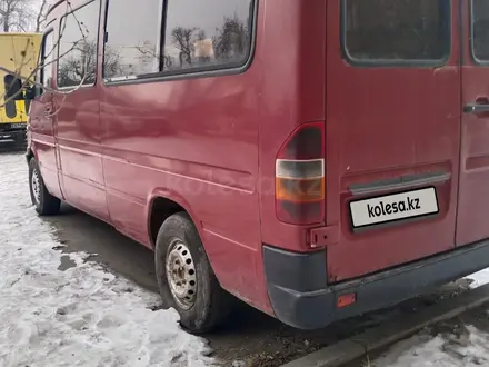 Mercedes-Benz Sprinter 1995 года за 1 600 000 тг. в Павлодар – фото 4