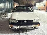 Volkswagen Golf 1994 годаүшін1 200 000 тг. в Алматы