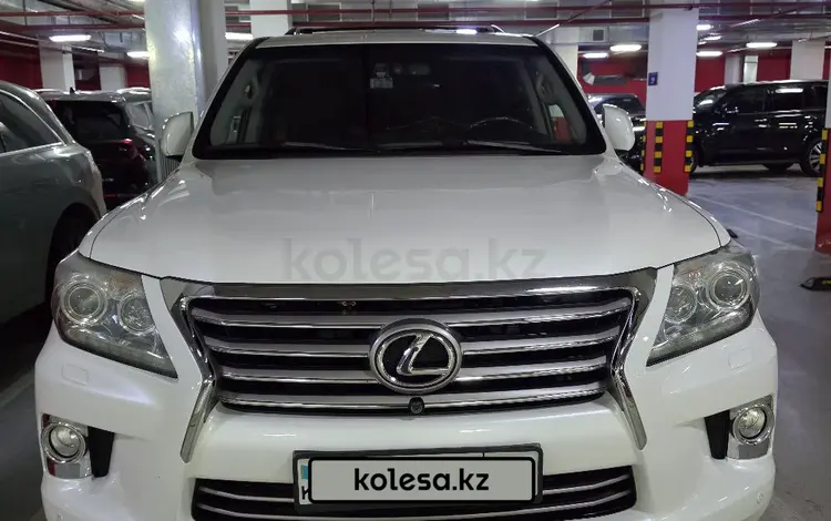 Lexus LX 570 2012 года за 35 000 000 тг. в Астана