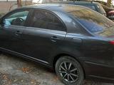 Toyota Avensis 2006 годаүшін3 750 000 тг. в Уральск – фото 3