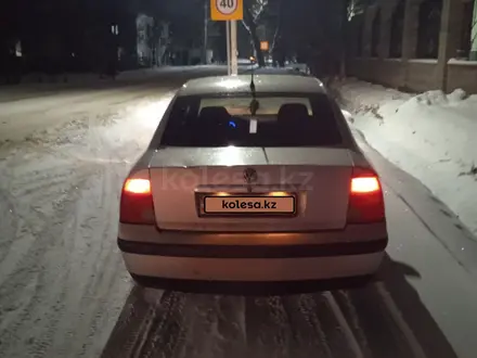 Volkswagen Passat 2000 года за 1 000 000 тг. в Караганда – фото 16