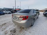 Toyota Camry 2013 годаүшін5 900 000 тг. в Уральск – фото 2