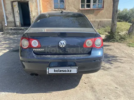 Volkswagen Passat 2006 года за 3 900 000 тг. в Балхаш – фото 6