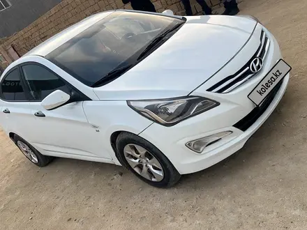 Hyundai Solaris 2015 года за 3 500 000 тг. в Актау – фото 3